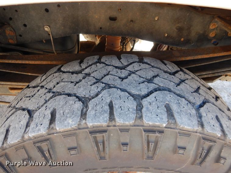 image for item DH3736 2015 Ford F350 Super Duty  SuperCab utility bed pickup truck