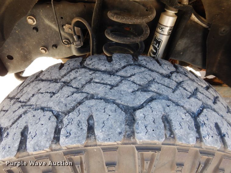 image for item DH3736 2015 Ford F350 Super Duty  SuperCab utility bed pickup truck