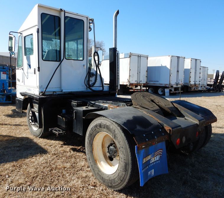 image for item DH4387 2004 Ottawa 30 yard truck