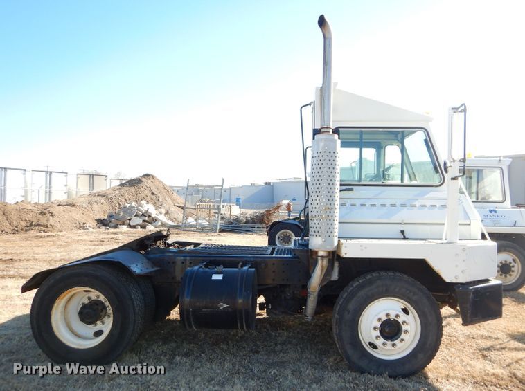 image for item DH4387 2004 Ottawa 30 yard truck
