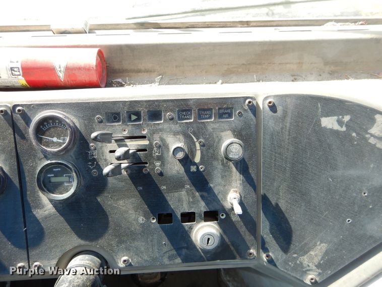 image for item DH4387 2004 Ottawa 30 yard truck