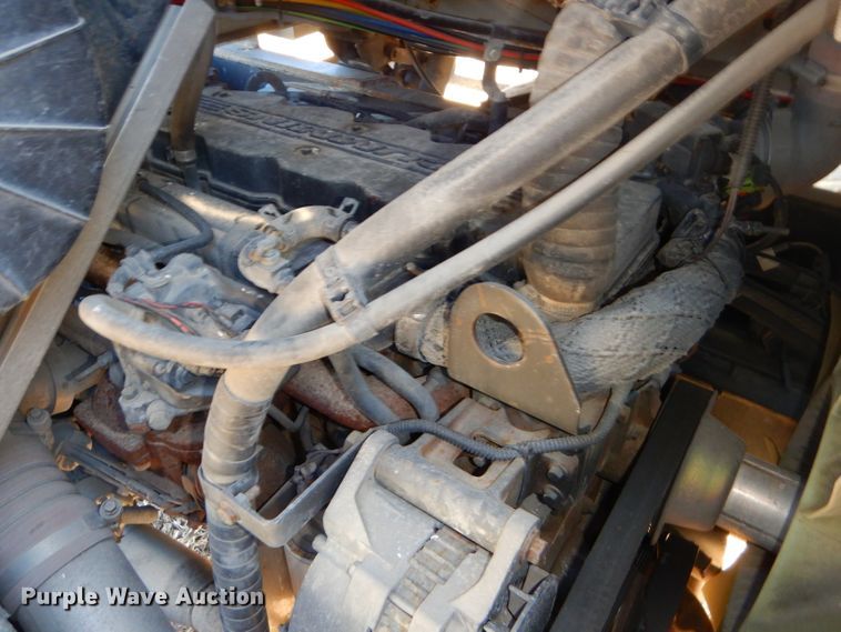 image for item DH4387 2004 Ottawa 30 yard truck