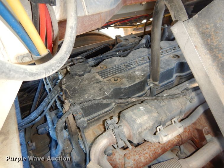 image for item DH4387 2004 Ottawa 30 yard truck