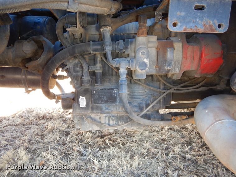 image for item DH4387 2004 Ottawa 30 yard truck