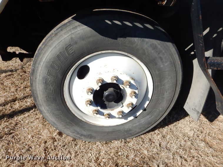 image for item DH4387 2004 Ottawa 30 yard truck