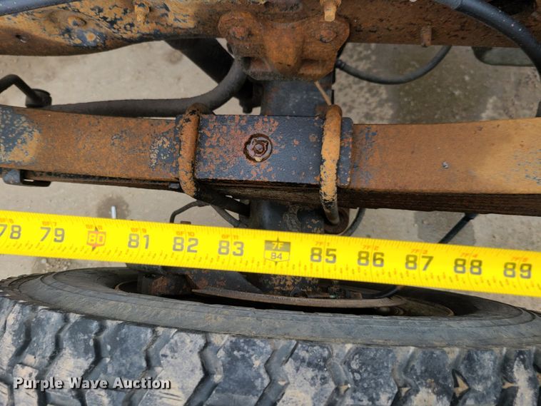 image for item DH5826 1999 Ford F550 Super Duty truck cab and chassis