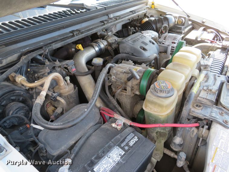 image for item DI2070 2000 Ford F350 Super Duty XL  flatbed pickup truck