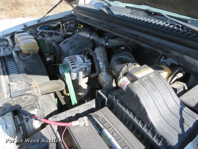 image for item DI2070 2000 Ford F350 Super Duty XL  flatbed pickup truck