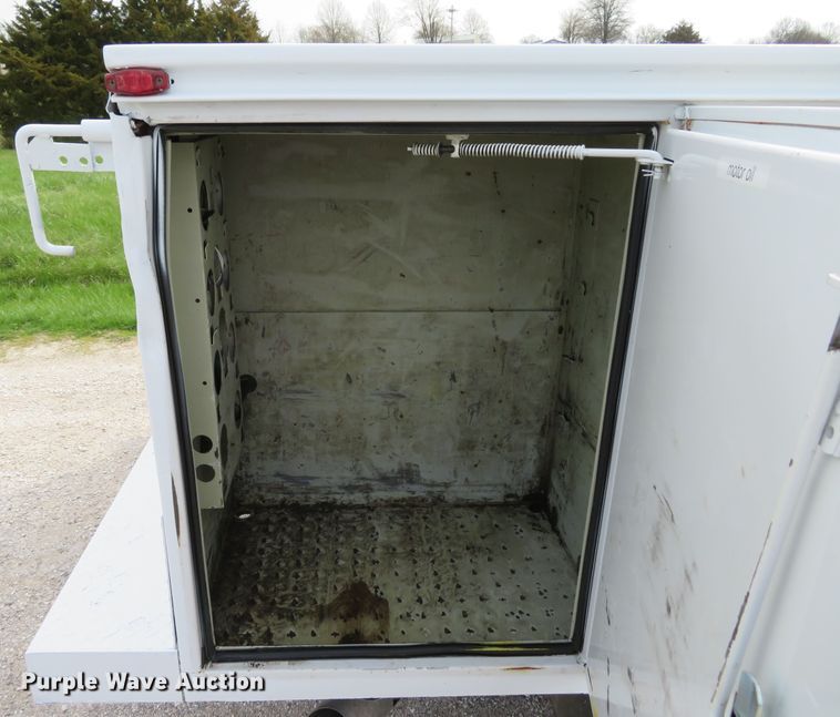 image for item DI2113 2008 Ford F550 Super Duty XL Crew Cab utility truck