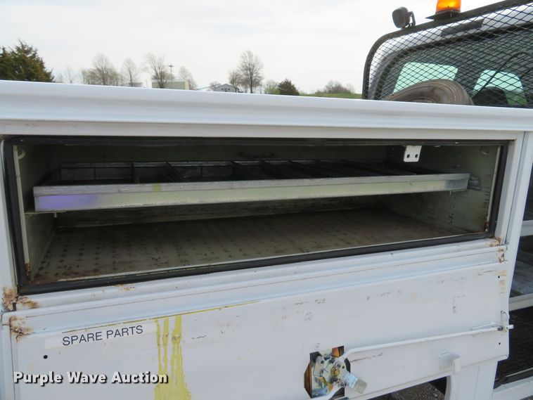 image for item DI2113 2008 Ford F550 Super Duty XL Crew Cab utility truck