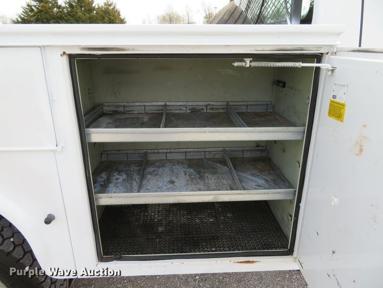 image for item DI2113 2008 Ford F550 Super Duty XL Crew Cab utility truck