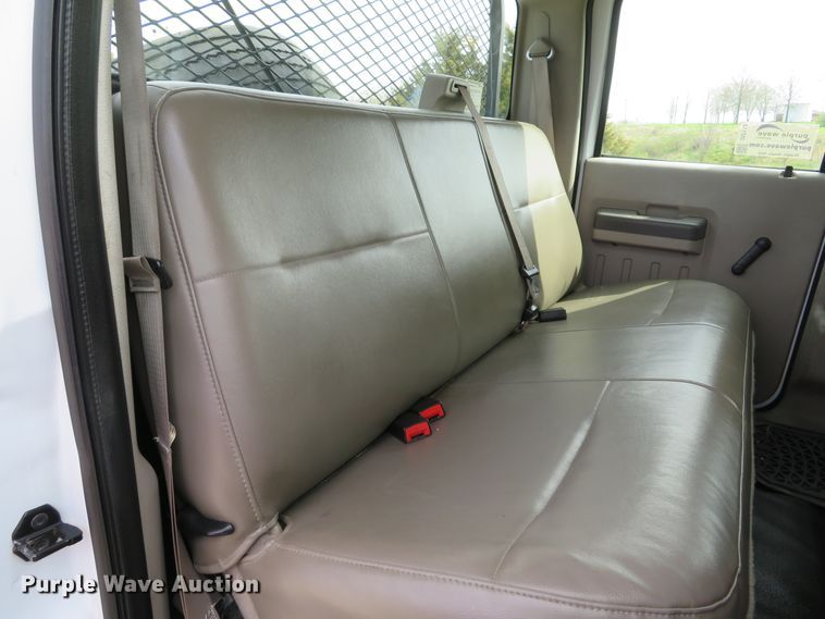 image for item DI2113 2008 Ford F550 Super Duty XL Crew Cab utility truck