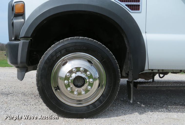 image for item DI2113 2008 Ford F550 Super Duty XL Crew Cab utility truck