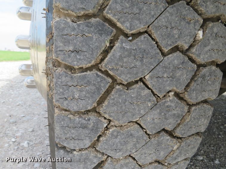 image for item DI2113 2008 Ford F550 Super Duty XL Crew Cab utility truck