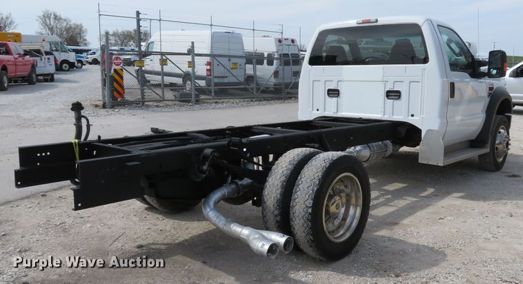 image for item DI2114 2010 Ford F450 Super Duty XL truck cab and chassis