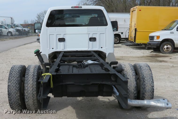 image for item DI2114 2010 Ford F450 Super Duty XL truck cab and chassis