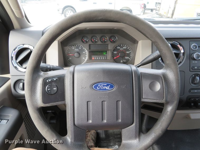 image for item DI2114 2010 Ford F450 Super Duty XL truck cab and chassis