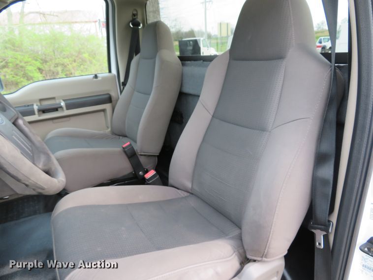 image for item DI2114 2010 Ford F450 Super Duty XL truck cab and chassis