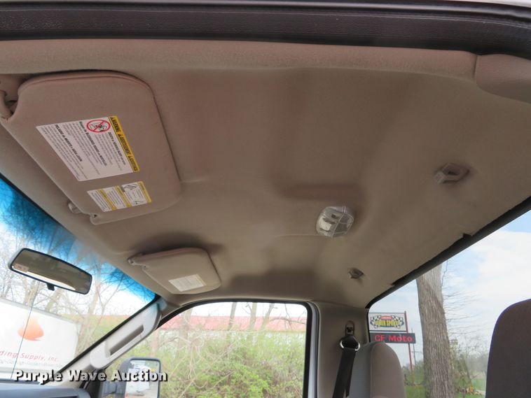 image for item DI2114 2010 Ford F450 Super Duty XL truck cab and chassis