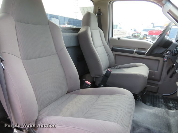 image for item DI2114 2010 Ford F450 Super Duty XL truck cab and chassis