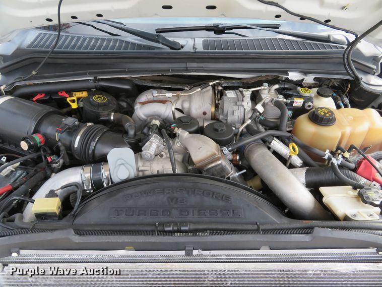 image for item DI2114 2010 Ford F450 Super Duty XL truck cab and chassis