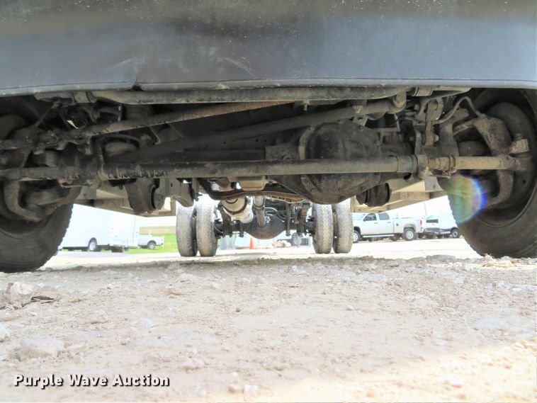 image for item DI2114 2010 Ford F450 Super Duty XL truck cab and chassis