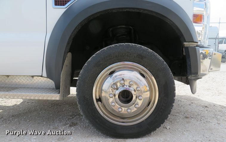 image for item DI2114 2010 Ford F450 Super Duty XL truck cab and chassis