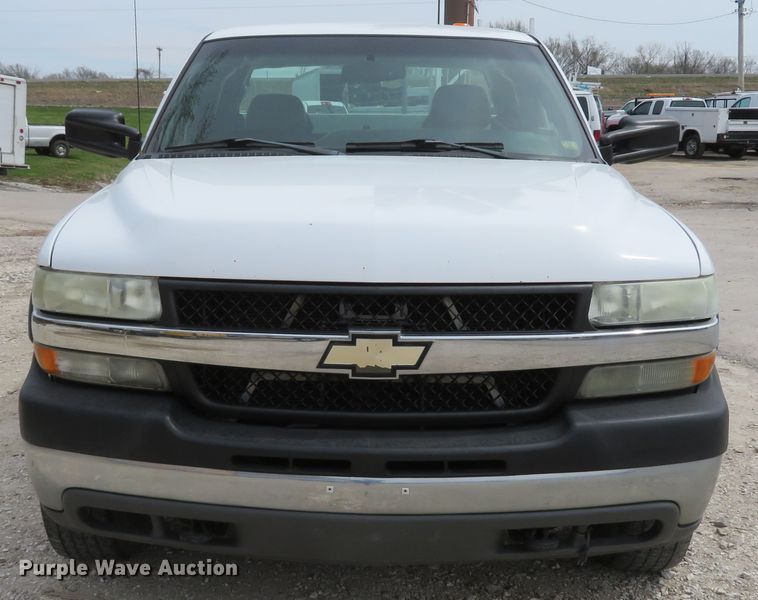 image for item DI2116 2002 Chevrolet Silverado 2500HD  Ext. Cab utility bed pickup truck