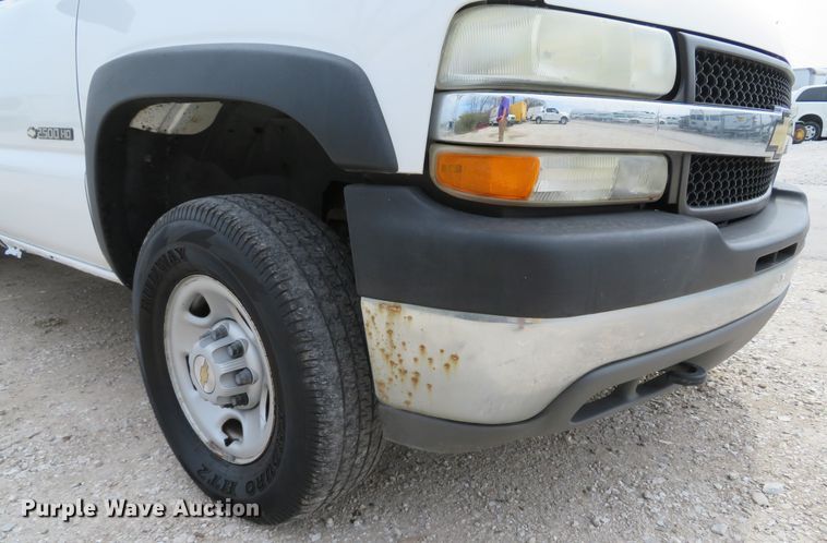 image for item DI2116 2002 Chevrolet Silverado 2500HD  Ext. Cab utility bed pickup truck