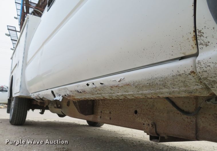 image for item DI2116 2002 Chevrolet Silverado 2500HD  Ext. Cab utility bed pickup truck