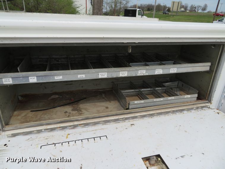 image for item DI2116 2002 Chevrolet Silverado 2500HD  Ext. Cab utility bed pickup truck