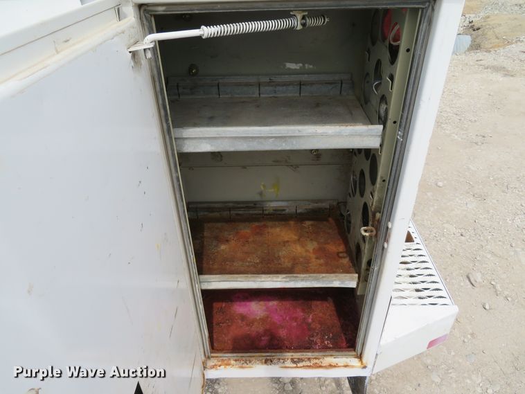 image for item DI2116 2002 Chevrolet Silverado 2500HD  Ext. Cab utility bed pickup truck