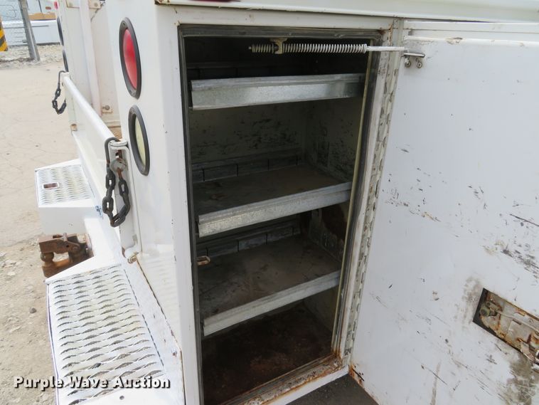 image for item DI2116 2002 Chevrolet Silverado 2500HD  Ext. Cab utility bed pickup truck