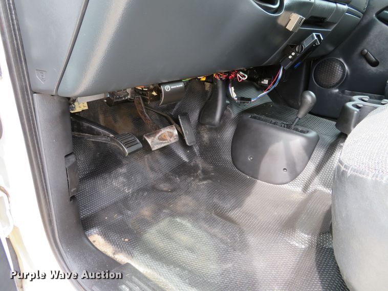 image for item DI2116 2002 Chevrolet Silverado 2500HD  Ext. Cab utility bed pickup truck