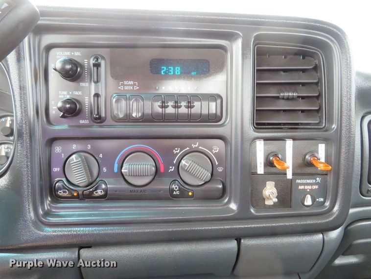 image for item DI2116 2002 Chevrolet Silverado 2500HD  Ext. Cab utility bed pickup truck