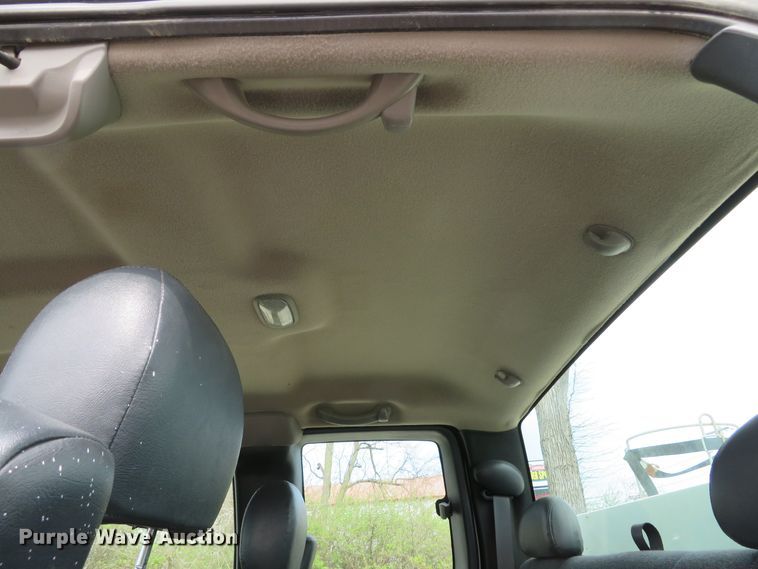 image for item DI2116 2002 Chevrolet Silverado 2500HD  Ext. Cab utility bed pickup truck