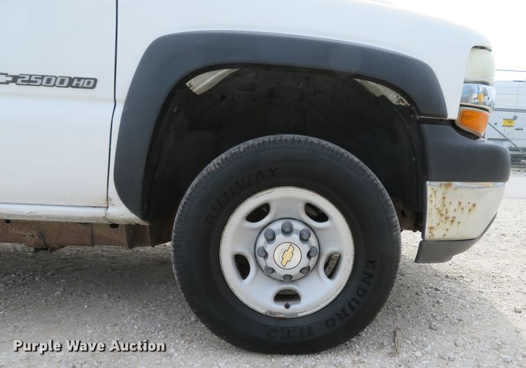 image for item DI2116 2002 Chevrolet Silverado 2500HD  Ext. Cab utility bed pickup truck