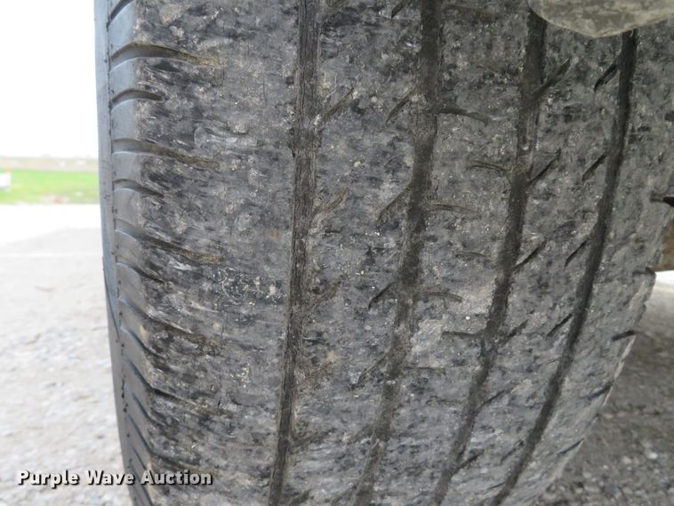 image for item DI2116 2002 Chevrolet Silverado 2500HD  Ext. Cab utility bed pickup truck