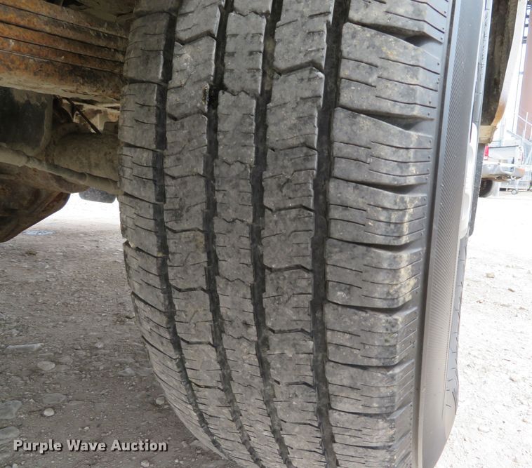 image for item DI2116 2002 Chevrolet Silverado 2500HD  Ext. Cab utility bed pickup truck