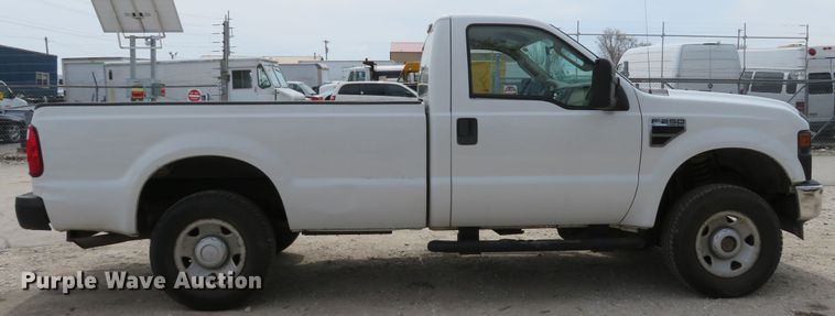 image for item DI2117 2008 Ford F250 Super Duty XL  pickup truck