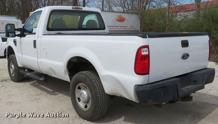image for item DI2117 2008 Ford F250 Super Duty XL  pickup truck