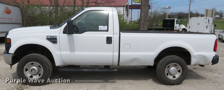 image for item DI2117 2008 Ford F250 Super Duty XL  pickup truck