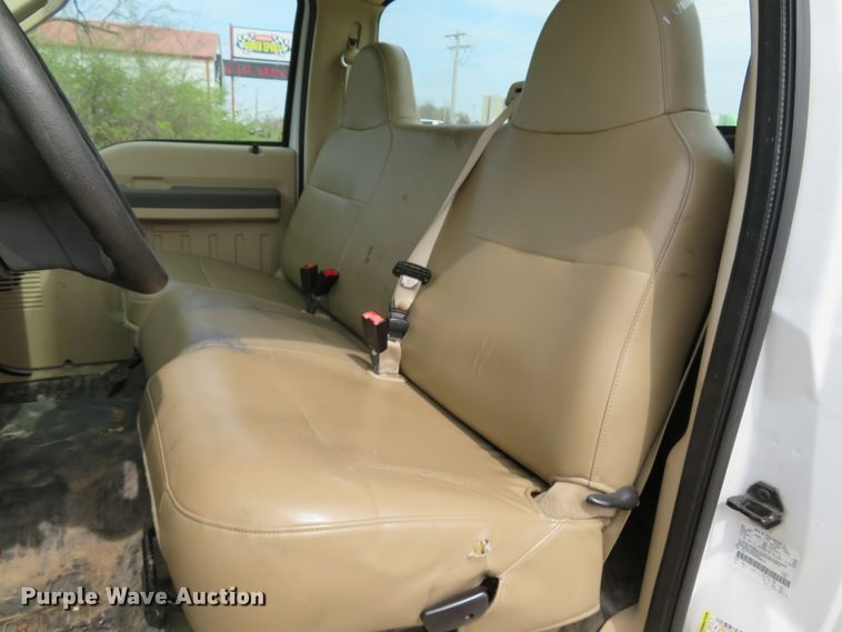 image for item DI2117 2008 Ford F250 Super Duty XL  pickup truck