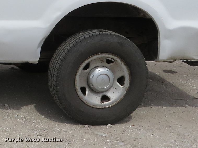 image for item DI2117 2008 Ford F250 Super Duty XL  pickup truck