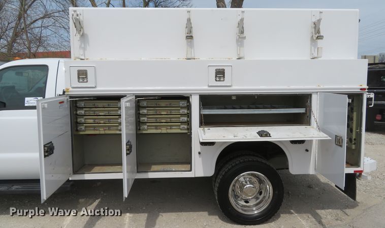 image for item DI2119 2012 Ford F550 Super Duty XL utility truck
