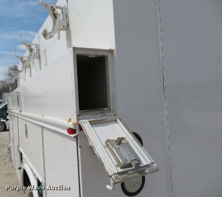 image for item DI2119 2012 Ford F550 Super Duty XL utility truck