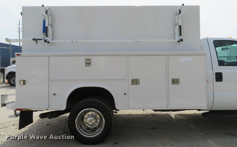 image for item DI2119 2012 Ford F550 Super Duty XL utility truck