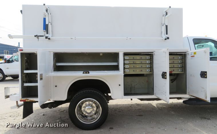 image for item DI2119 2012 Ford F550 Super Duty XL utility truck