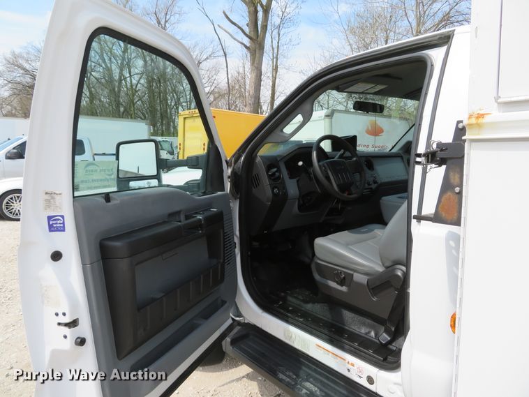 image for item DI2119 2012 Ford F550 Super Duty XL utility truck