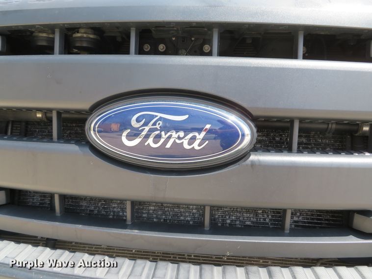 image for item DI2119 2012 Ford F550 Super Duty XL utility truck